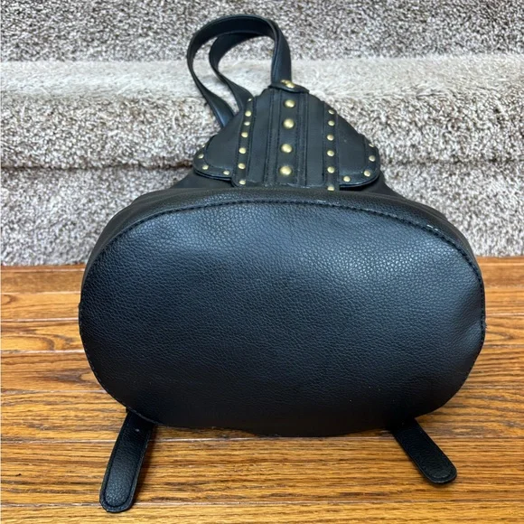 9 West Black Studded Leather Sling Bag - Picture 5 of 7